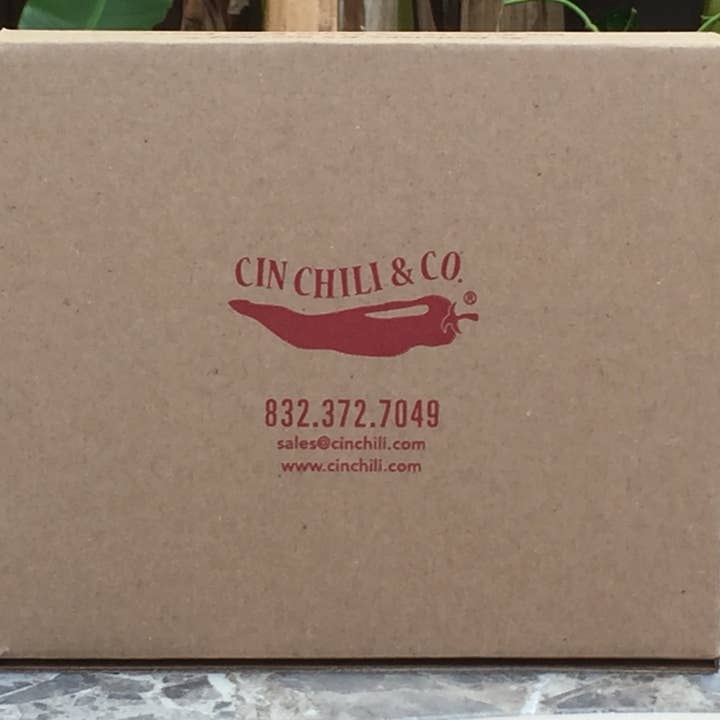 Cinderosa Ranch Cin Chili Taco Kit with taco shells, seasoning, and toppings for authentic Mexican-style tacos.