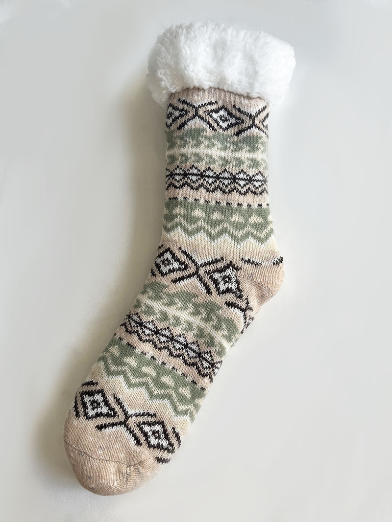 Coral fleece winter bed socks for women in soft, cozy fabric