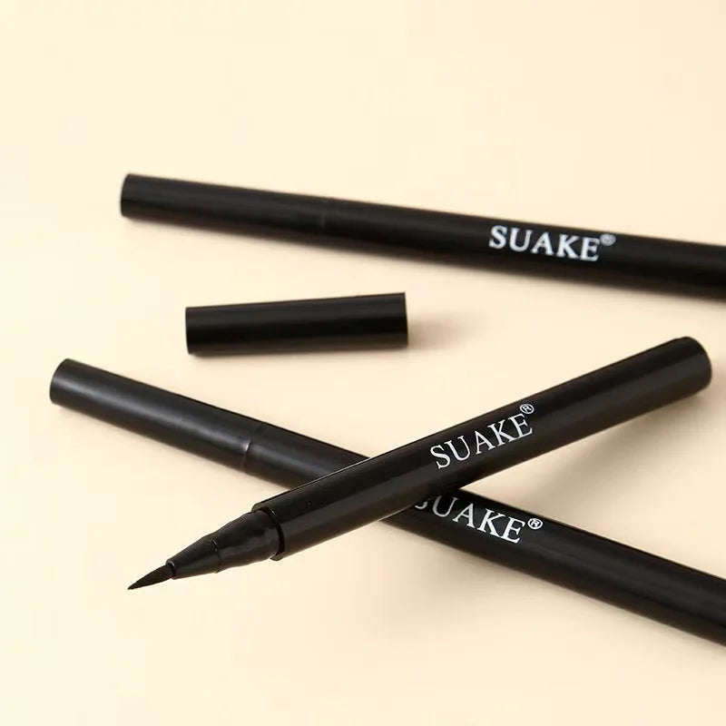 Blushimmer waterproof eyeliner in black, sweat-proof, smudge-proof, creating a natural look with smooth, quick application
