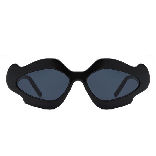 Cramilo Eyewear Zyrith women's sunglasses with geometric wavy frame design and stylish trendy look