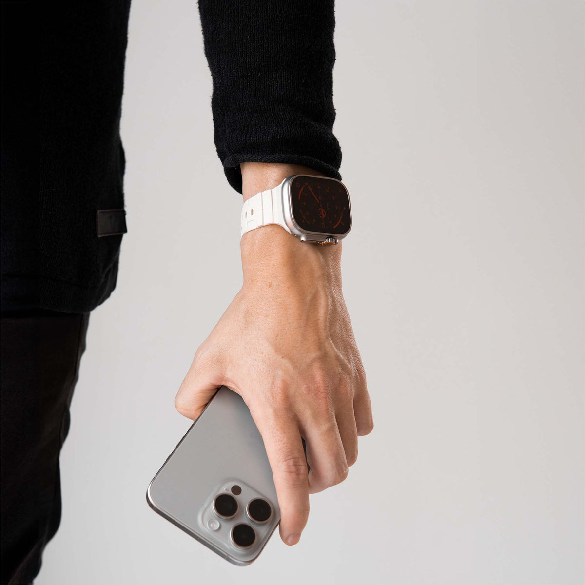 Robust sport band in vibrant color, designed for fitness and active wear, shown on a wrist for a comfortable fit.