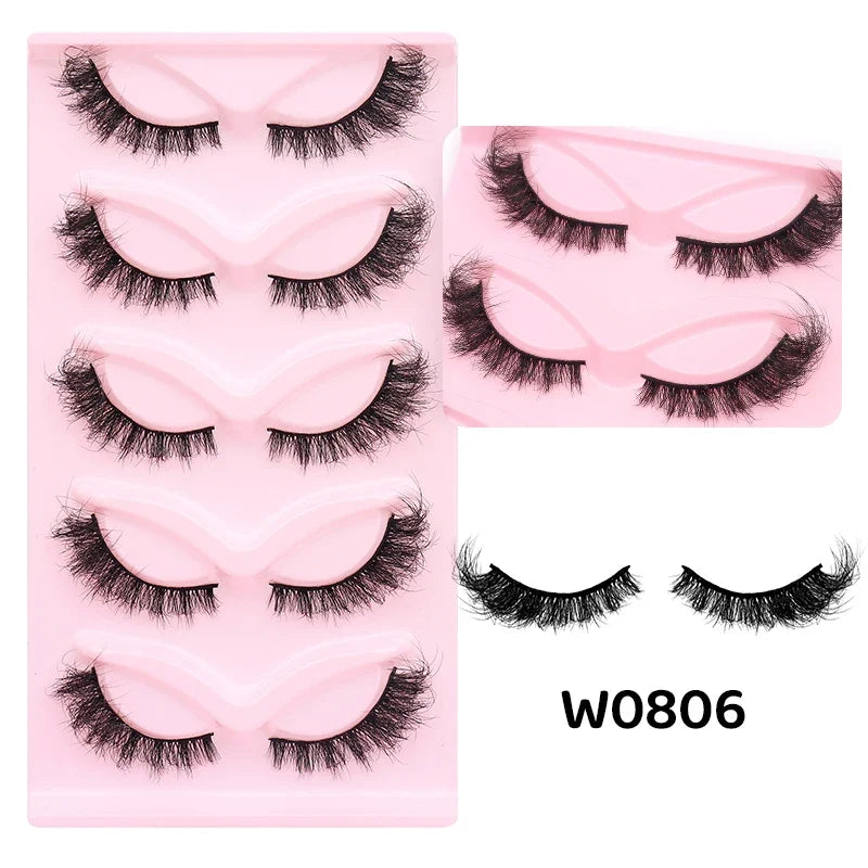 Blushimmer DINGSEN 5 Pairs Cat Eyelashes with fluffy, wispy mink-style strip lashes for a natural, long cat eye look.