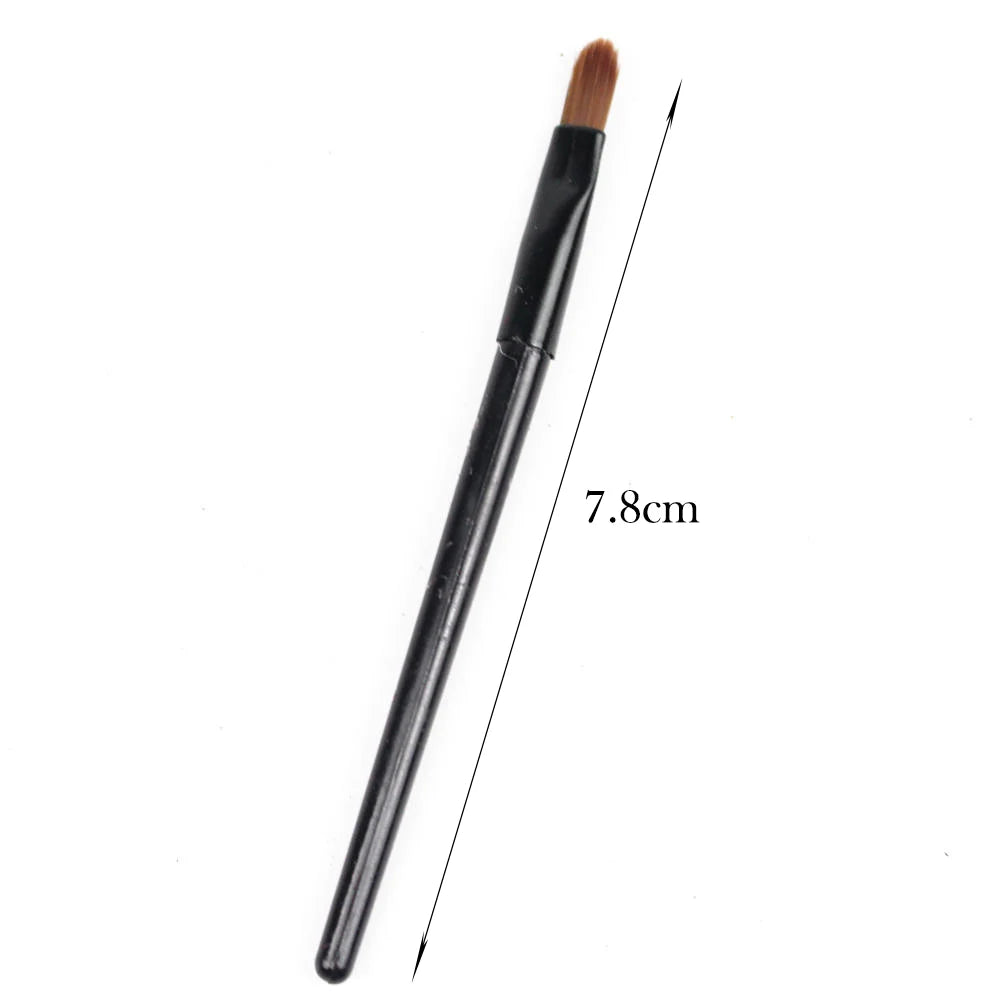 Set of 50 disposable lip brush gloss wands by Blushimmer, professional makeup applicators for lip gloss and lip liner application.