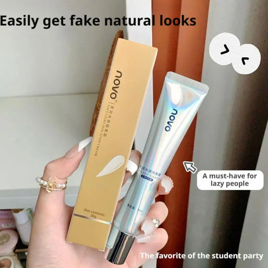 Blushimmer long-lasting oil control invisible makeup primer with pore blurring and brightening benefits for smooth, moisturized skin.