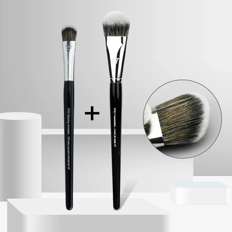 Blushimmer LOYBJ professional foundation brush with broom head for liquid foundation, concealer, and face makeup application.