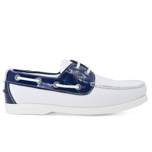 Seajure women’s boat shoes Ffryes in classic style, featuring tan leather uppers and white rubber soles for casual summer wear.