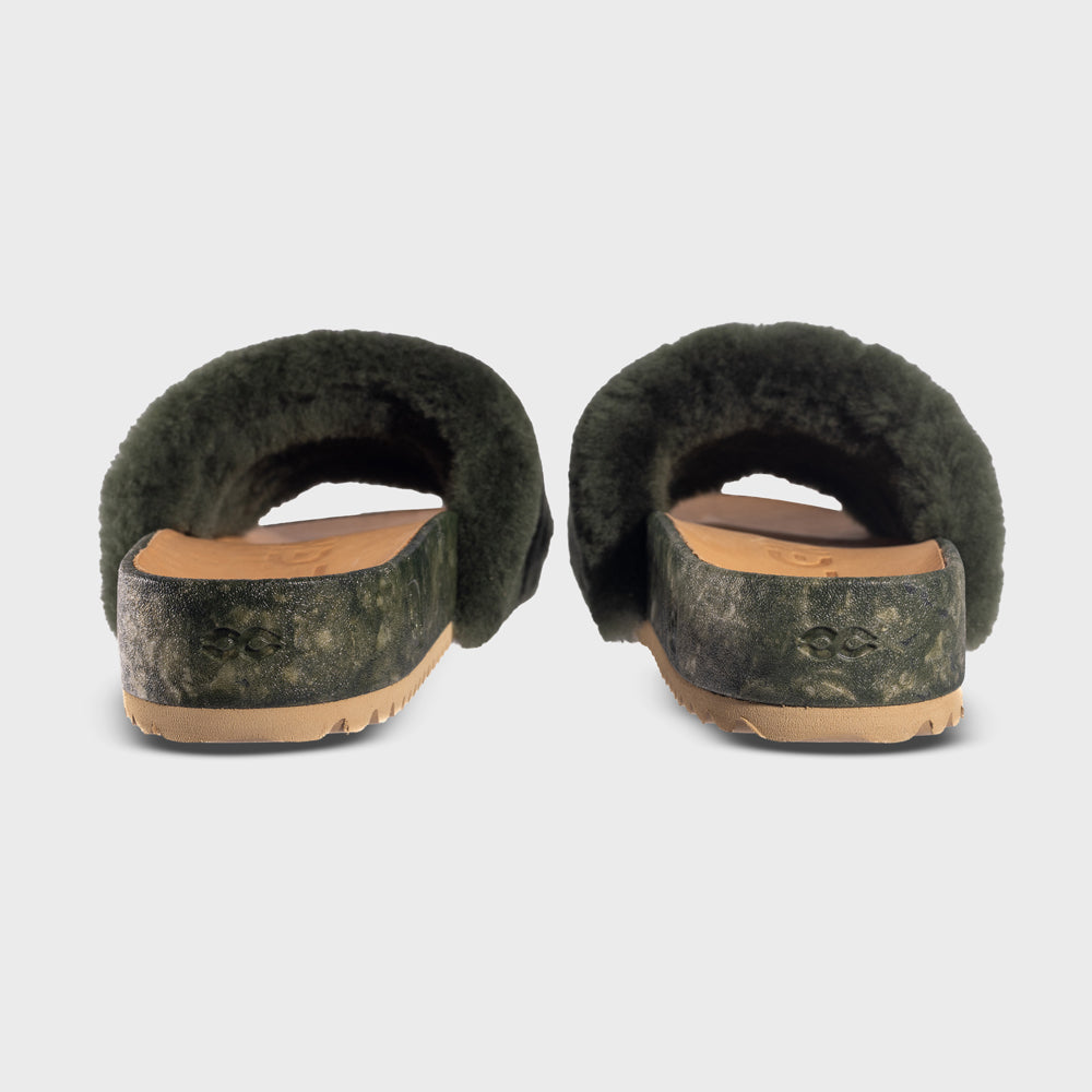 Fleks San Ysidro Slide in forest green, showcasing the rear view of the modern, stylish slide sandal.