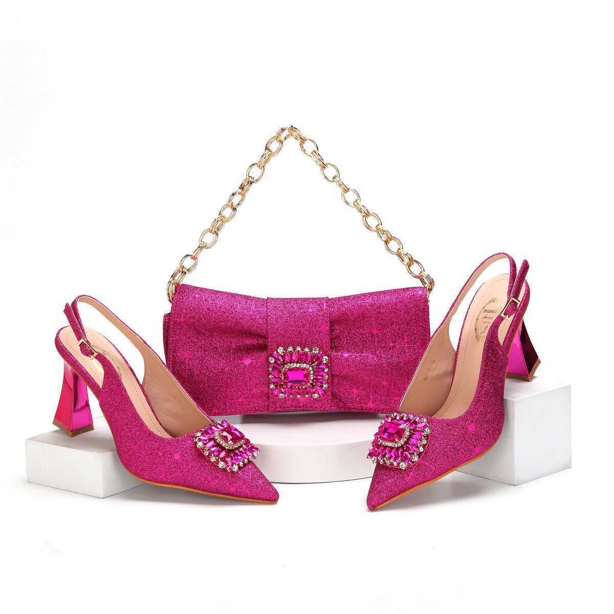 Luxurious EdleessFashion shoes and matching bags set in elegant design, perfect for stylish occasions.