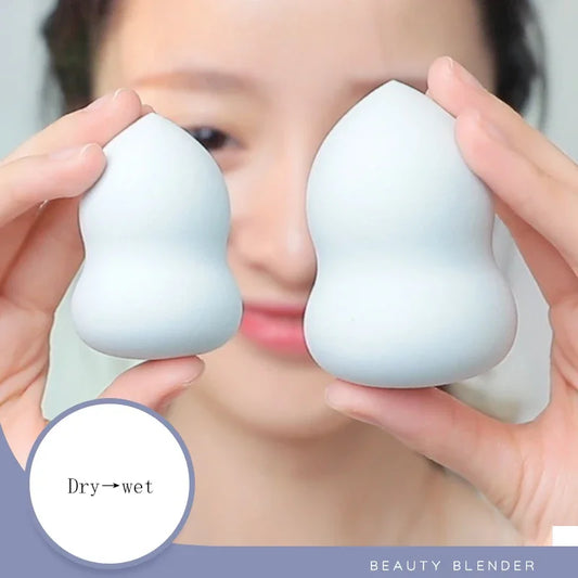 Set of 10, 20, 50, or 100 Blushimmer makeup sponges and egg-shaped cosmetic puffs for smooth, air-cushion makeup application.