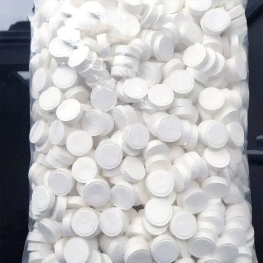 Portable 10/20pcs compressed non-woven face towels for travel, camping, hiking, and outdoor use, moistened disposable tissues.