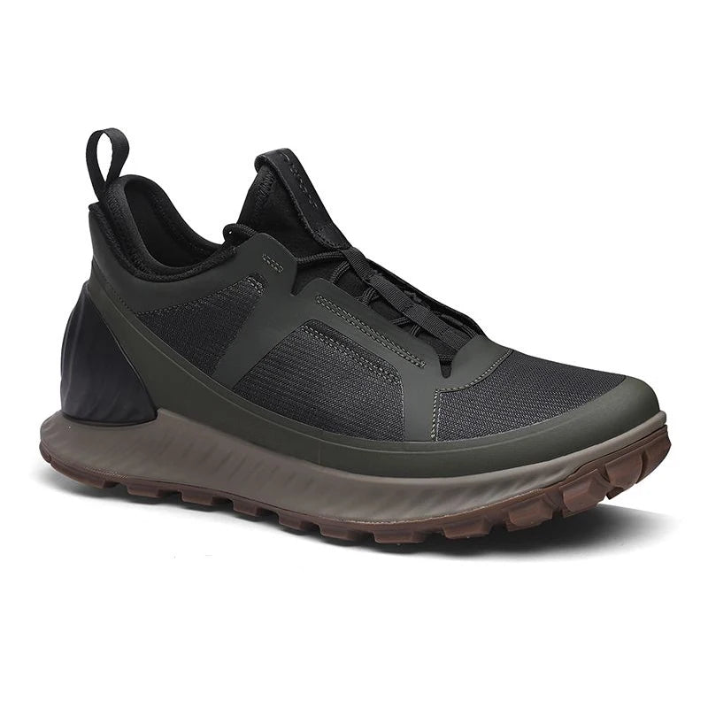 Black men's lightweight outdoor running shoes from BackupMyFilesNow.com, ideal for hiking, mountain climbing, camping, and outdoor activities.