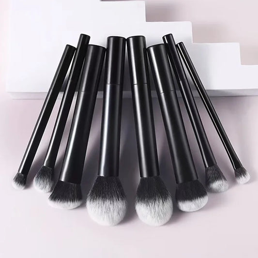 8pcs BackupMyFilesNow.com makeup brush set with soft synthetic hair for foundation, blush, and eyeshadow application.