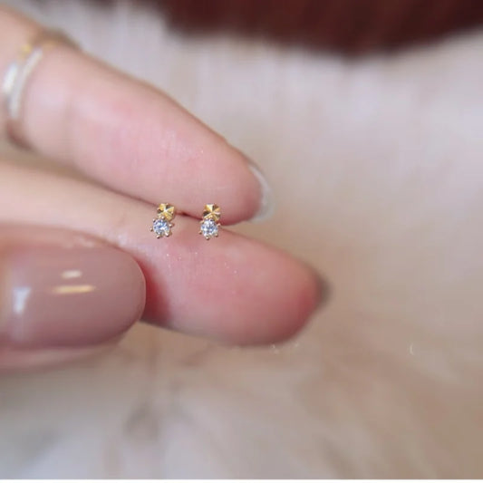 925 silver stud earrings with small round cubic zirconia, minimalist design, perfect gift for her