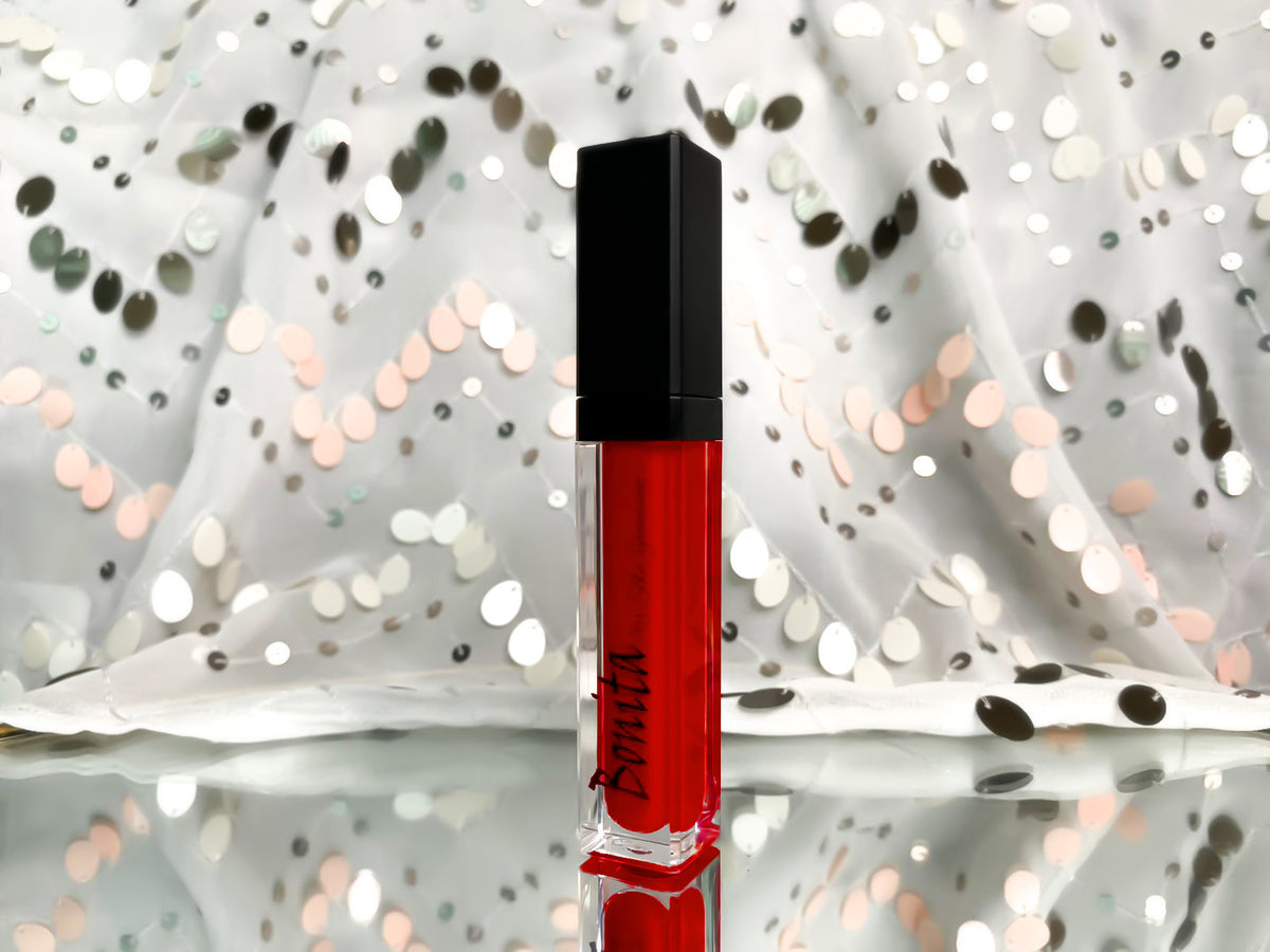 Bonita Matte Liquid Lipstick 01 from BACKUPMYFILESNOW® Bonita Organic Collection, showing the sleek lipstick tube with matte finish.