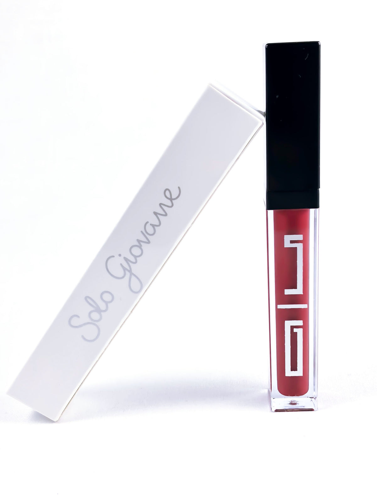 Glossy-color lip gloss in shade 11 from BACKUPMYFILESNOW® with a smooth, shiny finish on lips.