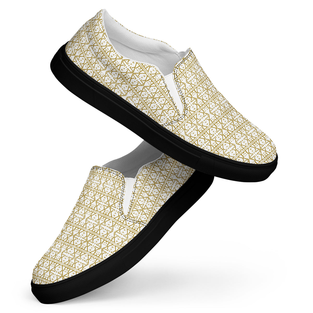 White women's slip-on shoes by Atelier Evezet Arapakou with waterproof canvas and anatomical sole, shown from a side angle.