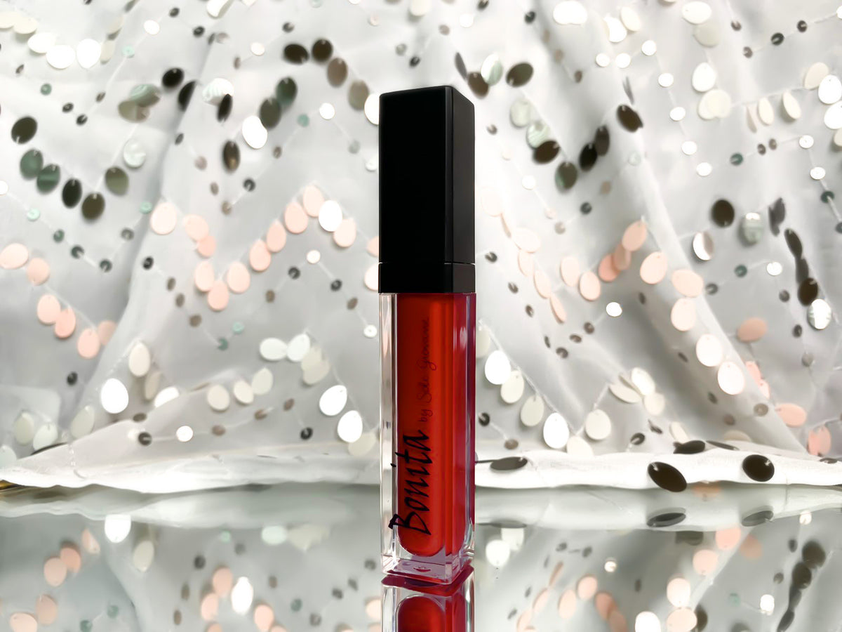 Bonita Matte Liquid Lipstick 04 from BACKUPMYFILESNOW® Bonita Organic Collection, showing the deep matte lipstick tube and applicator.
