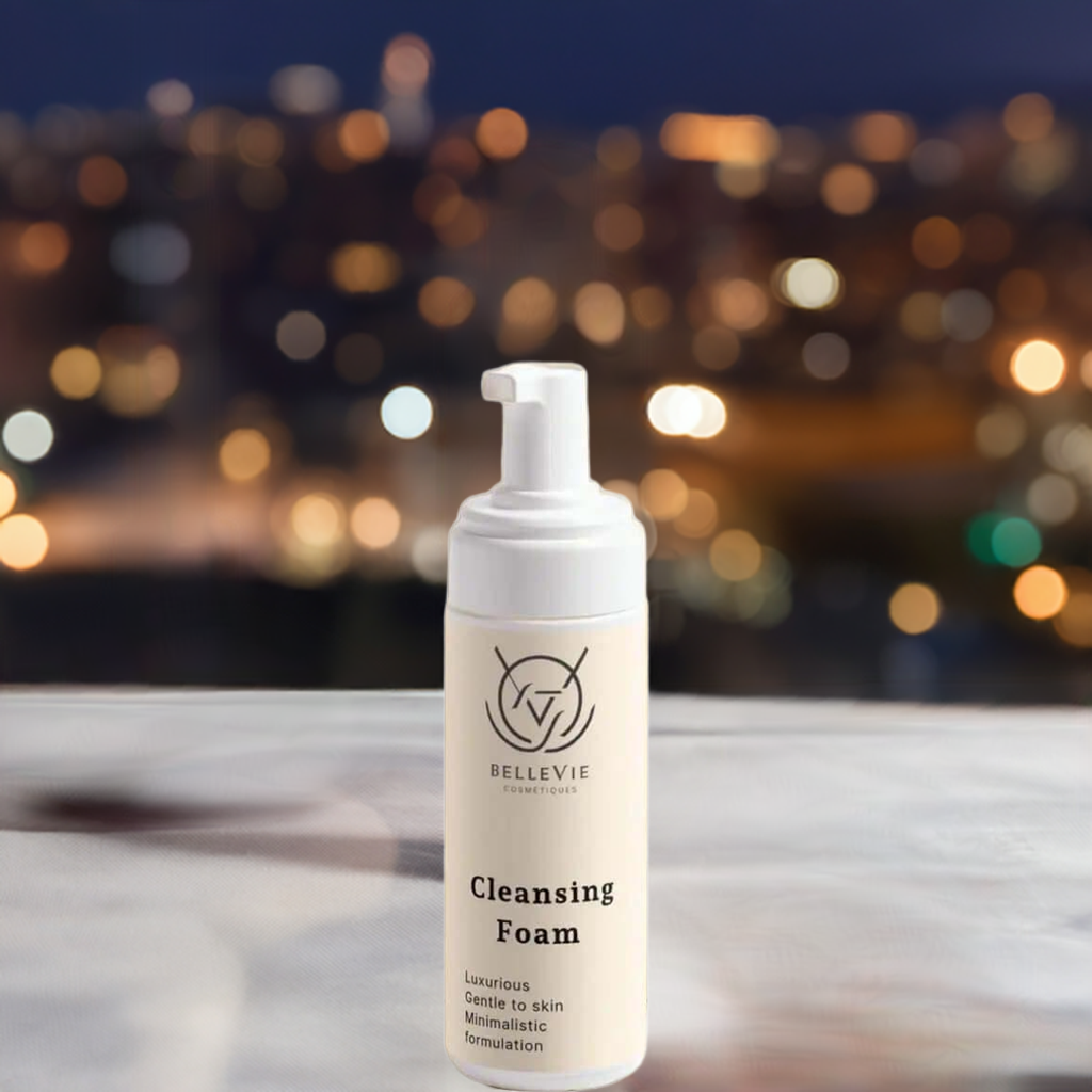 BelleVie Cosmétiques Cleansing Foam 150ml with gentle, creamy texture for makeup removal and fresh, supple skin.