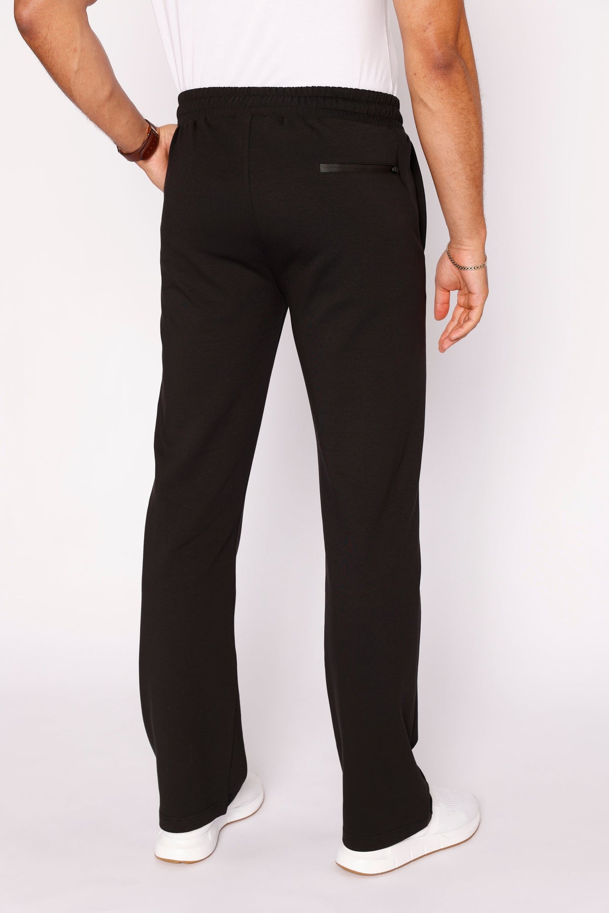 Men's black SCR Classic Athleisure Sweatpants in straight fit, tall size, made for comfortable men's activewear.