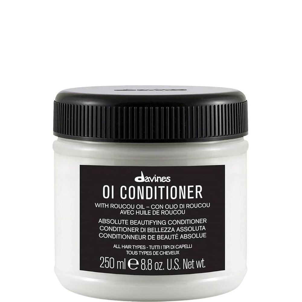 Davines OI Hair Conditioner 250ml bottle, creamy conditioner for smooth, shiny hair, displayed on a plain background