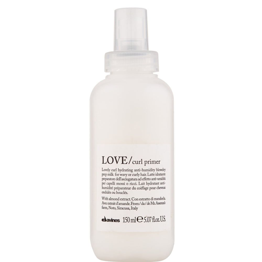 Davines Love Curl Curly Hair Primer in 150ml bottle, designed to enhance and define curly hair textures.