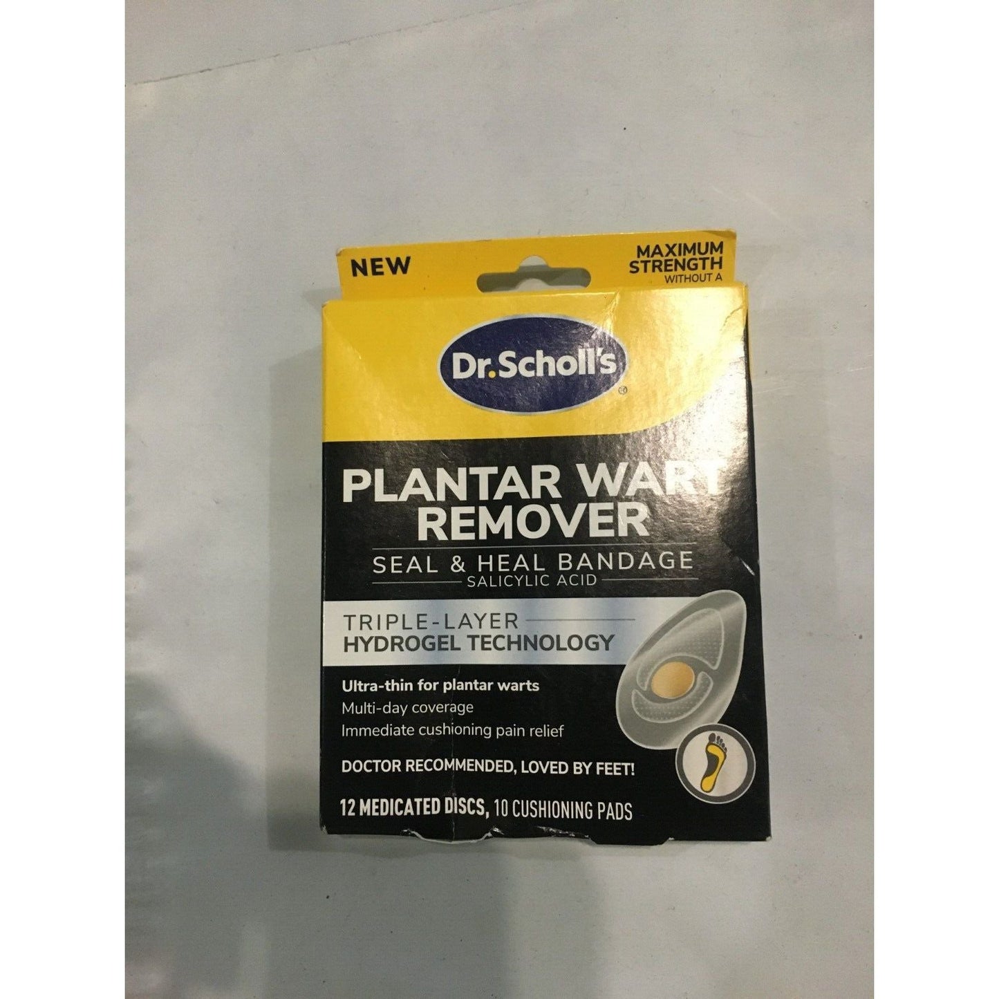 Dr. Scholl's Plantars Wart Remover Seal & Heal Bandage from Pasteur Pharmacy, designed to treat and protect affected skin.