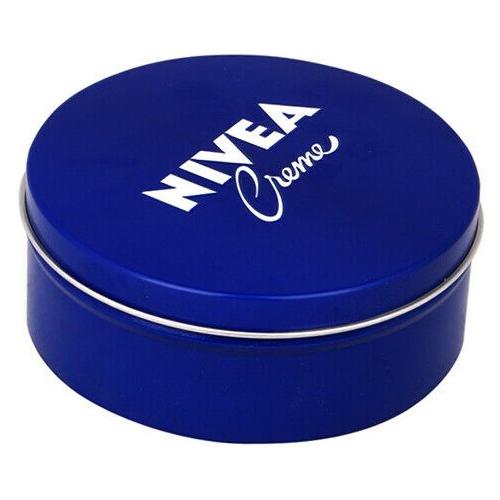 Nivea Original Creme moisturizer jar with blue lid and white cream, 250 ml, displayed on a clean surface.