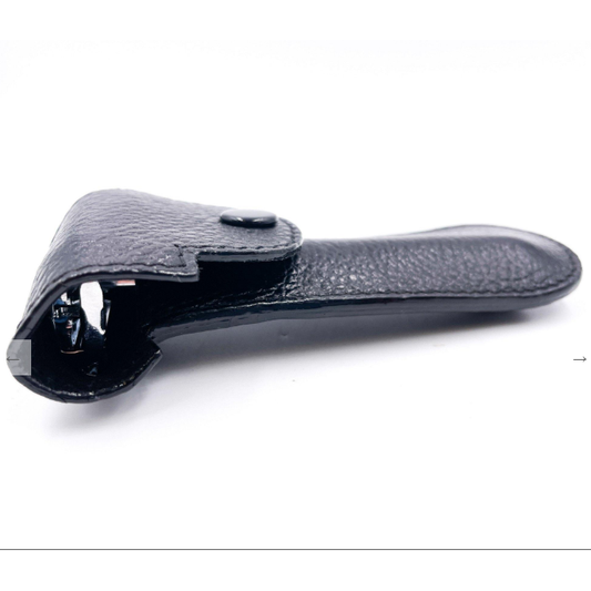 Parker LP1 leather safety razor travel case with secure zipper and compact design for safe storage of razor during travel
