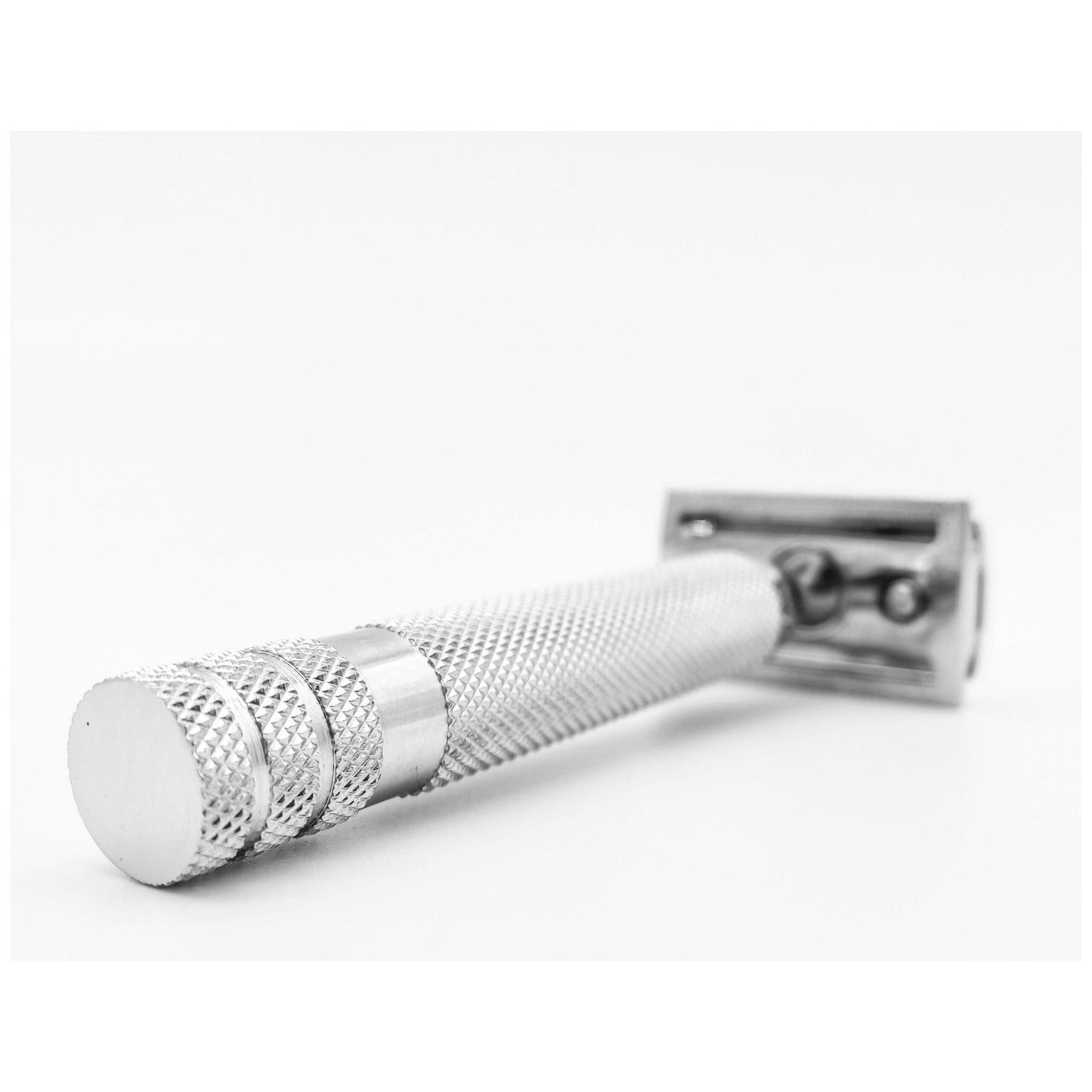 Dural HD Model double edge safety razor by Pasteur Pharmacy with black pouch and metal handle for a close, precise shave.