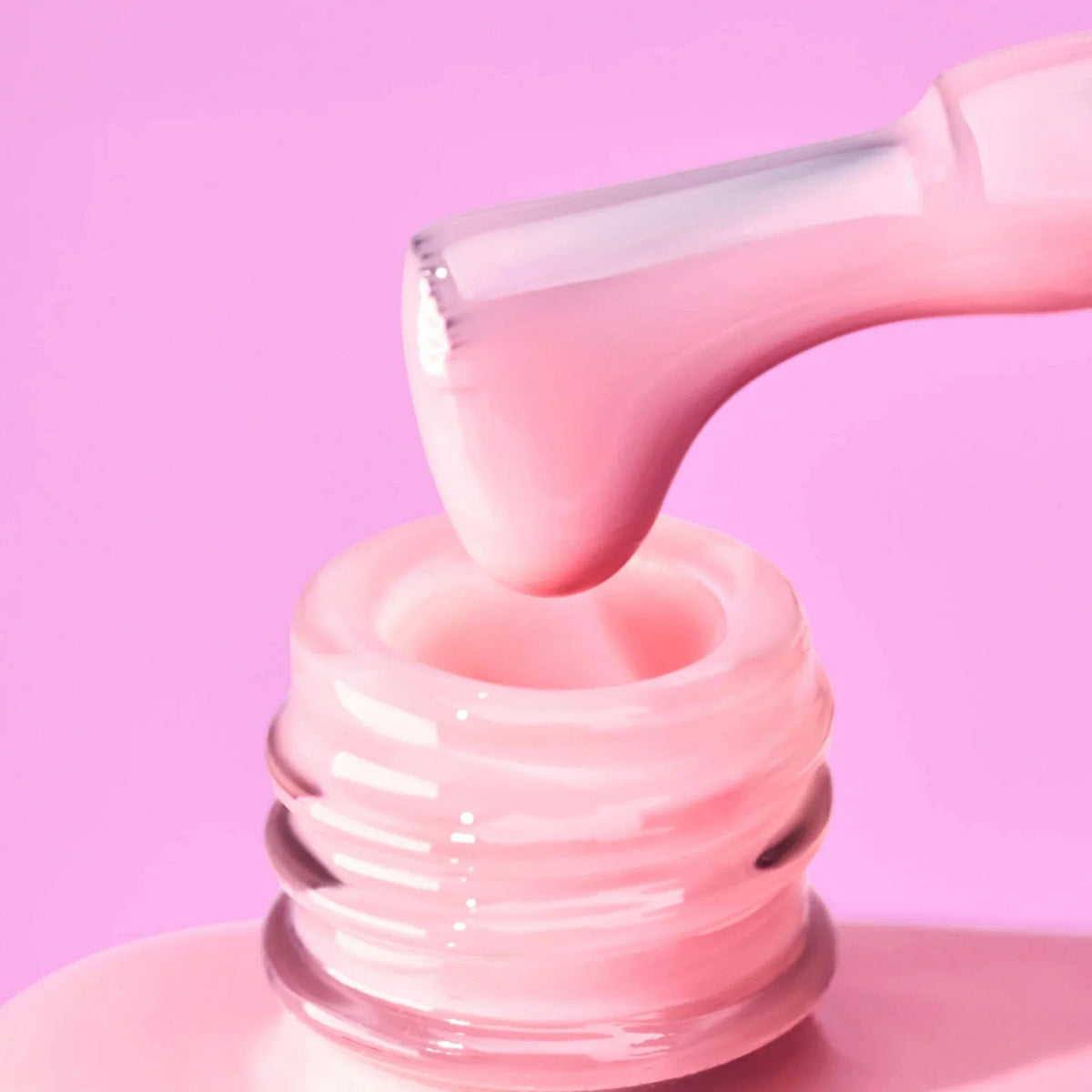 DNKa gel polish color #0027 in a 12ml bottle, vibrant shade with smooth, glossy finish.