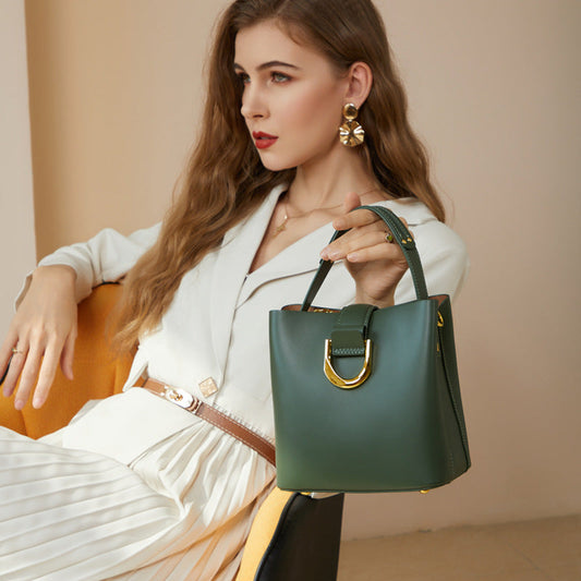 Large-capacity women's commuter handbag and crossbody bag with versatile shoulder strap