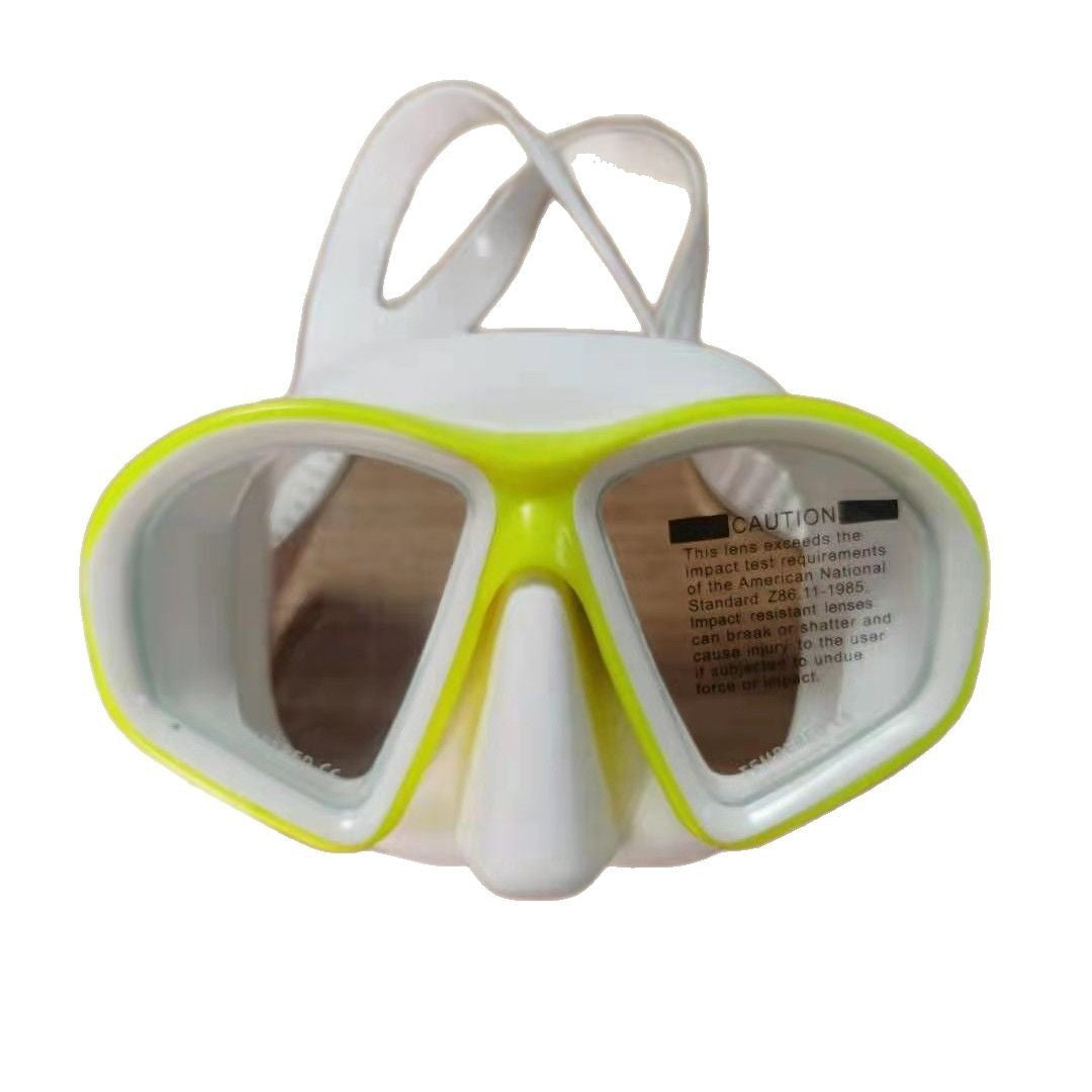 Diving mask swimming goggles with clear lens and adjustable strap, front view