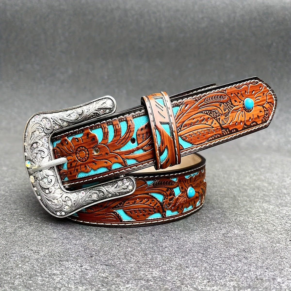 Turquoise carved leather belt in European and American western style for jeans, suitable for all seasons