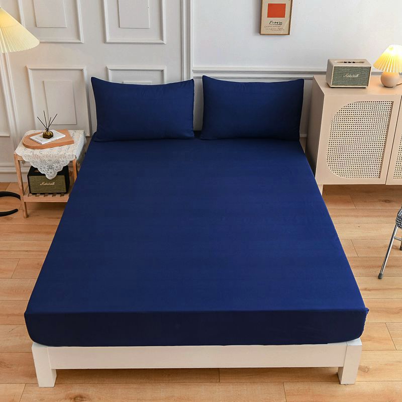 Students cotton bed sheets set with fitted sheet and pillowcase in soft, durable fabric