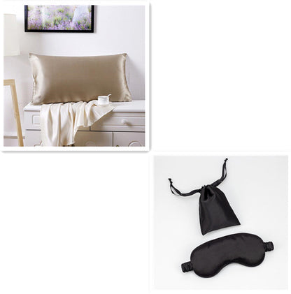 Double-sided 100% silk pillowcase, 19 momme fabric close-up
