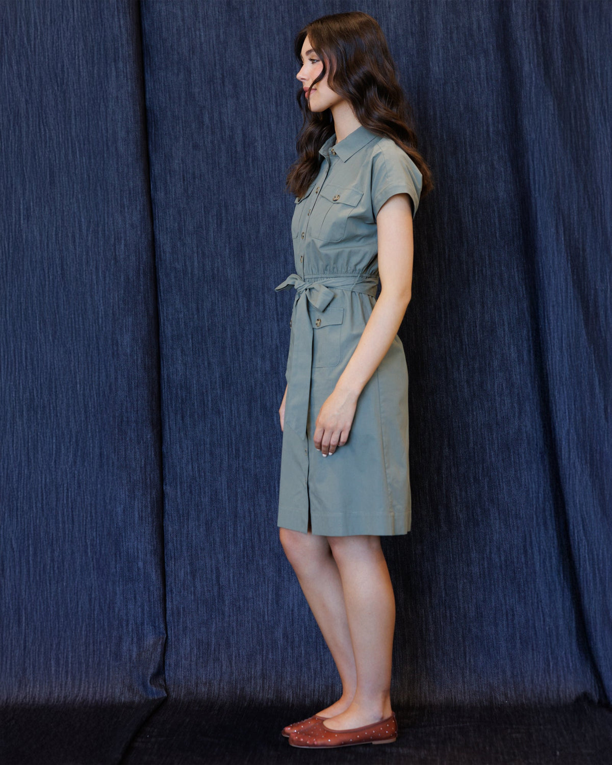 Downeast Field Trip Dress in floral print featuring short sleeves and a knee-length design, perfect for casual wear.