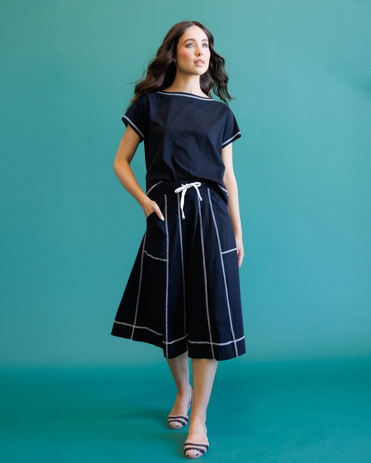 Downeast Major Score skirt in a stylish design, showcasing the fabric and fit of this fashionable skirt.