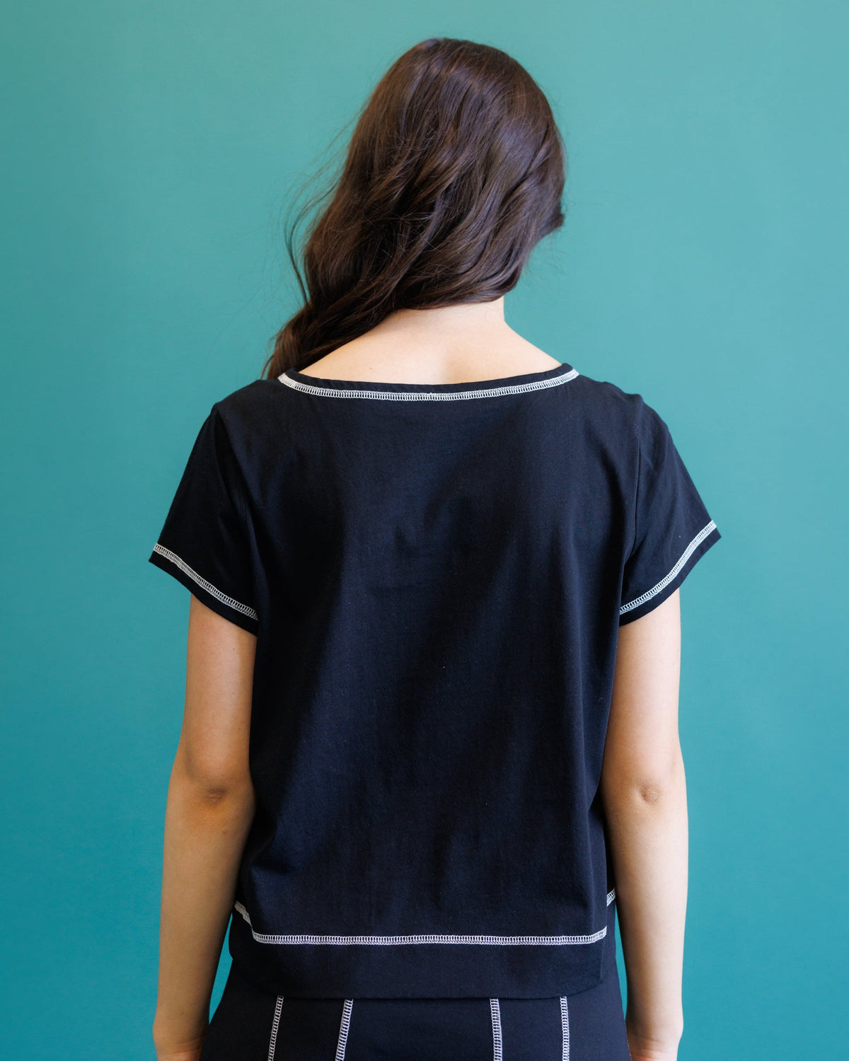 Downeast Major Score Top in vibrant fabric, featuring a stylish neckline and relaxed fit, perfect for casual wear.