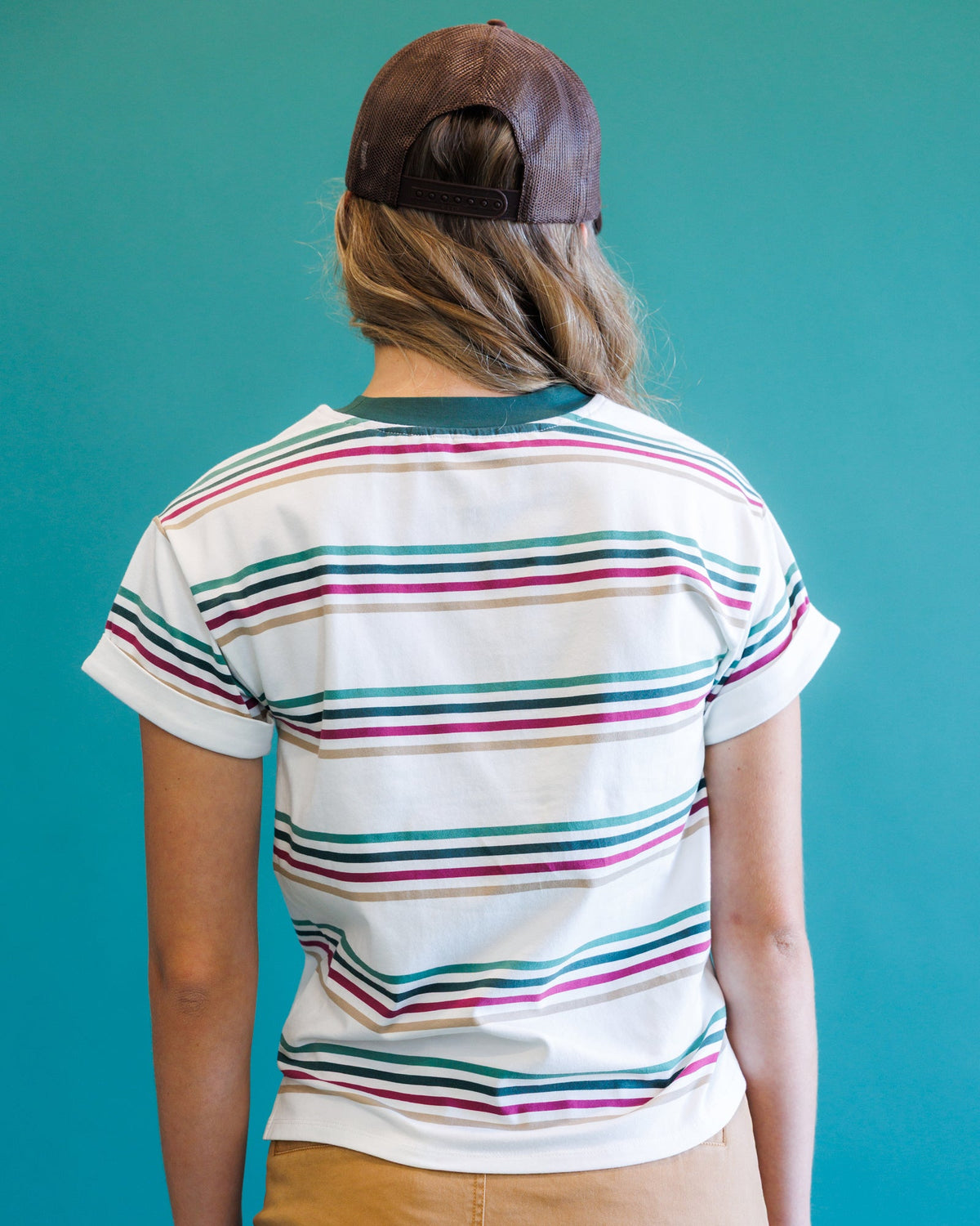 Downeast Fundamental Tee in soft fabric, featuring a classic crew neck and short sleeves, casual tops for everyday wear.