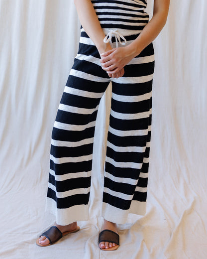 Downeast Round Trip Pants, stylish women's pants with a relaxed fit and neutral color, shown on a model.