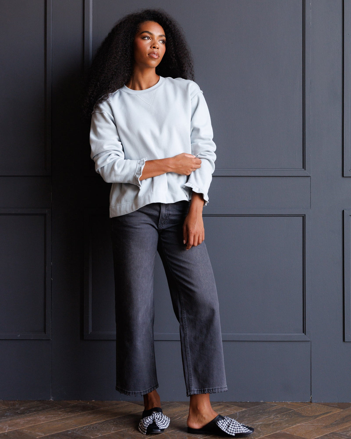 Downeast Country Peplum Crew top, lightweight casual blouse with a relaxed fit and peplum detail, in a neutral color.