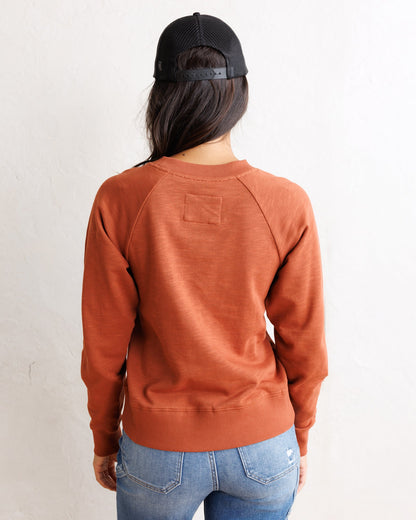 Downeast Old School Crew top in soft fabric, featuring a casual fit and classic design, perfect for everyday wear.