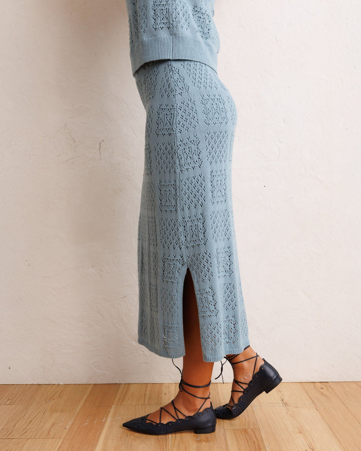 Downeast Frame-Worthy skirt in a stylish, flattering design, shown in a close-up of the fabric and waist detail.