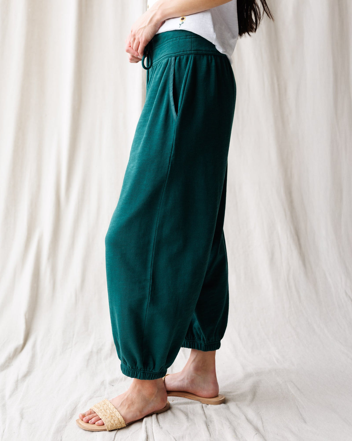 Downeast Cloud 9 joggers, comfortable grey pants with elastic waistband, casual fit, suitable for lounging or casual wear.