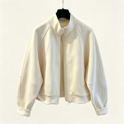 Relaxed airy commuter-style tailored jacket in a clean, structured silhouette