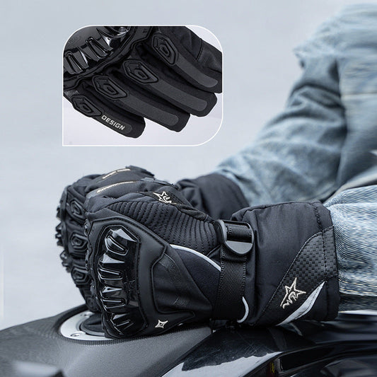 Winter touchscreen motorcycle gloves for keeping hands warm outdoors