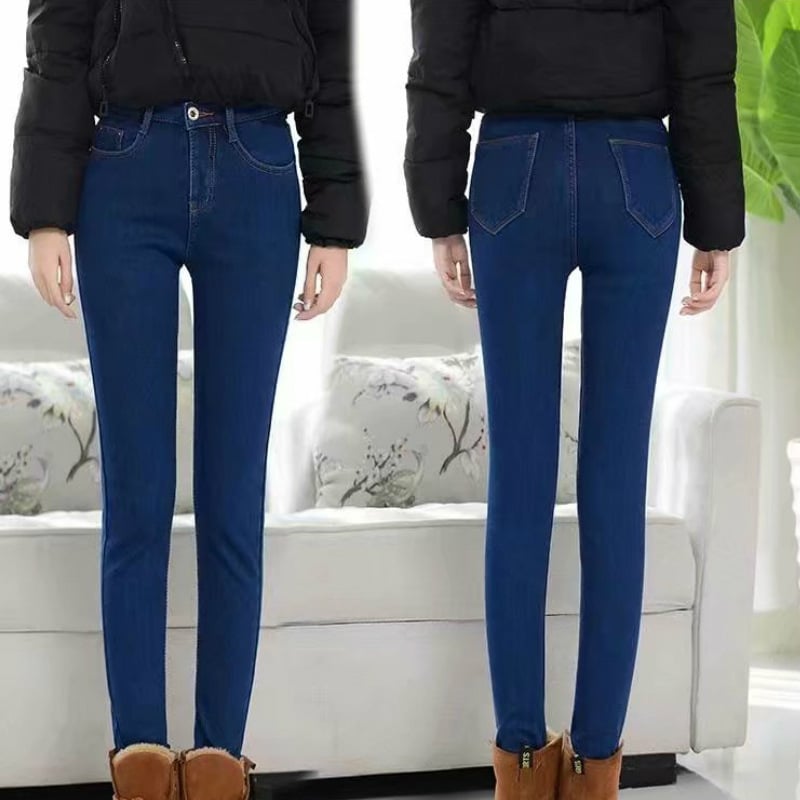 Chic Eco-Friendly Women's Jeans