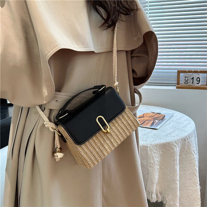 Western-style woven one-shoulder handbag in a versatile design