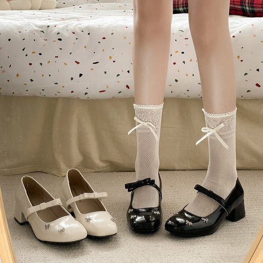 Vintage fairy style women's square toe Mary Jane flats with one strap and block heel
