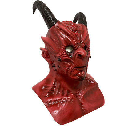 Halloween scary horns Warcraft mask with a menacing horned design